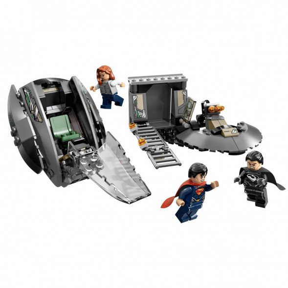 Конструктор LEGO Super Heroes 76009 Супермен: Побег черного Зеро в Уфе